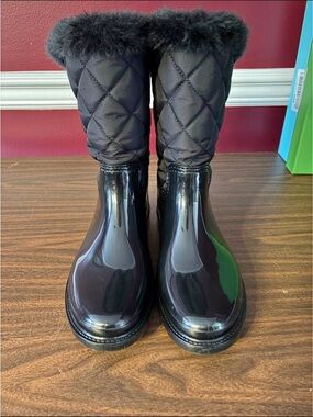 kate spade Black Quilted Faux Fur Rain Boots